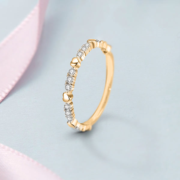 The Pretty Hearts Ring
