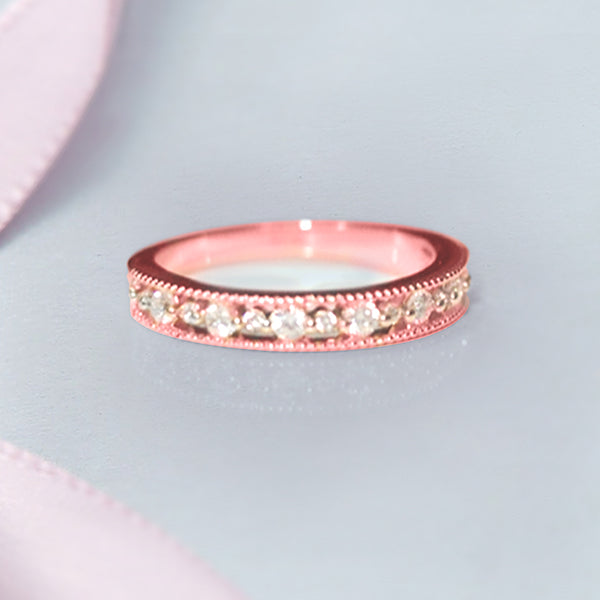 The Banded Laurel Ring