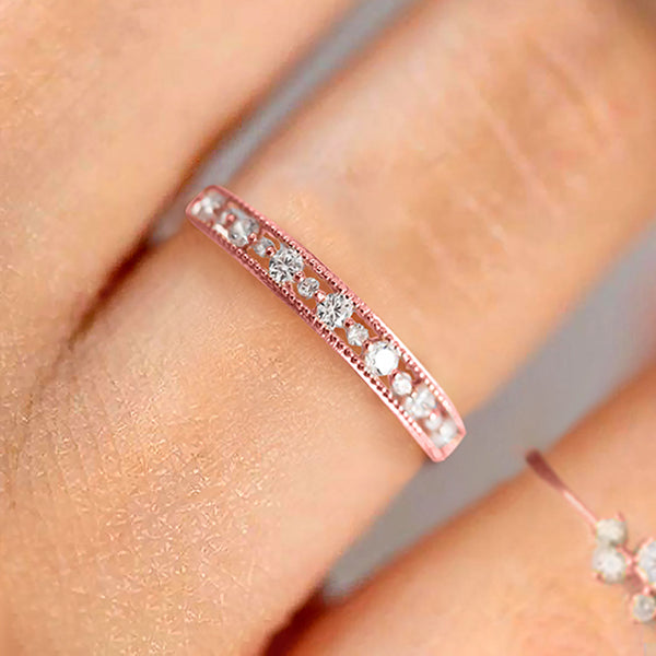The Banded Laurel Ring