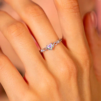 The Glowing Heart Ring